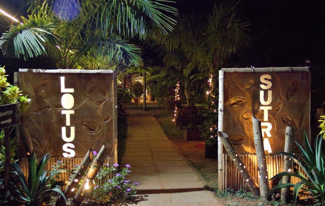 Lotus Sutra Hotel Arambol Exterior photo