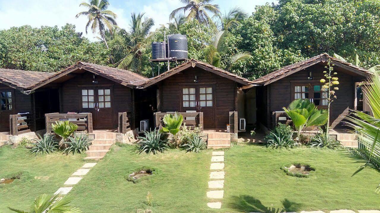 Lotus Sutra Hotel Arambol Exterior photo